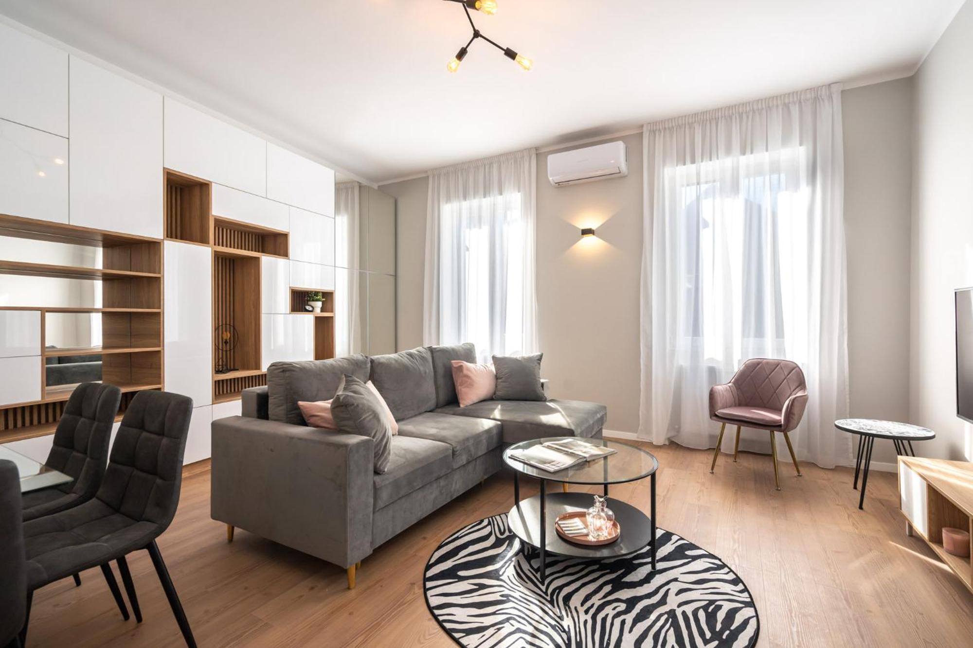 The Loft Luxury Apartments-Near The Park In The City Center Bucareste Exterior foto
